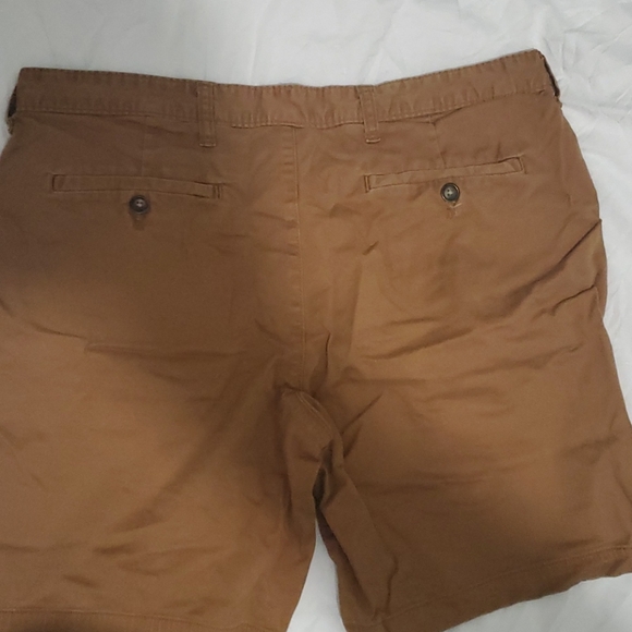 George brown shorts - Picture 3 of 3